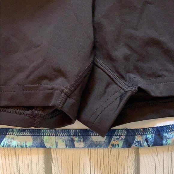 Adidas Skort Size Large - Picture 5 of 9